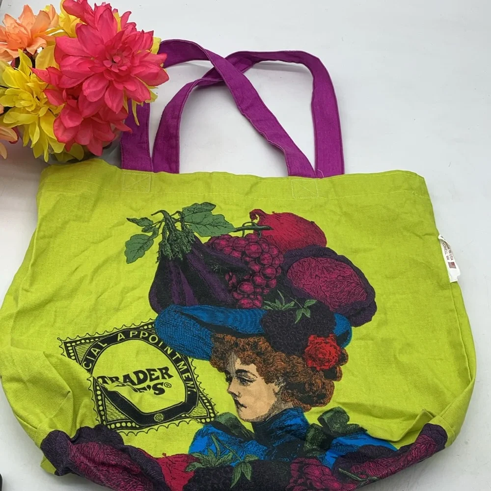 Trader Joe's RARE Lady with fruit Hat Tote Bag TOT9369F - Picture 3 of 11